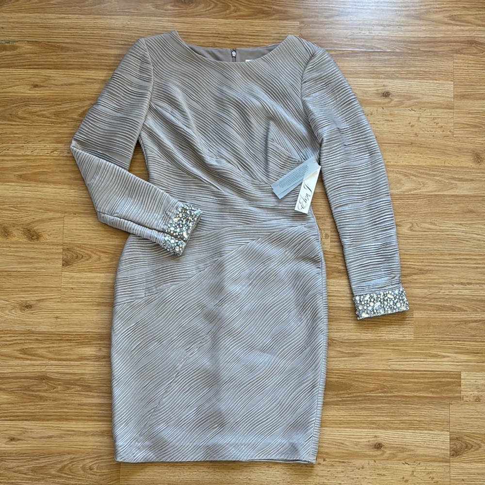 Elegant Beige Dress ✨ size 8